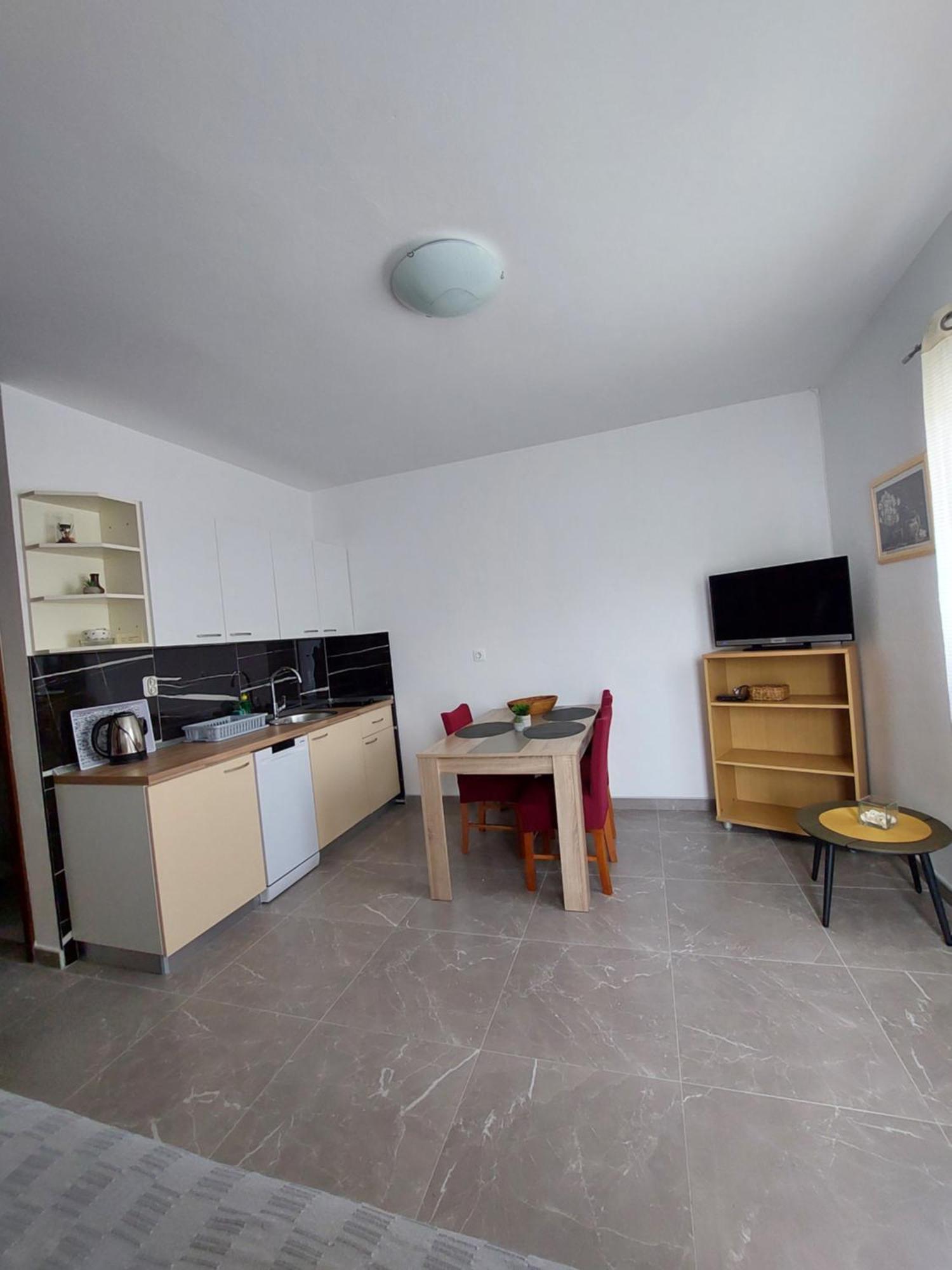 Apartments Nenad & Marija Pag Town Kültér fotó